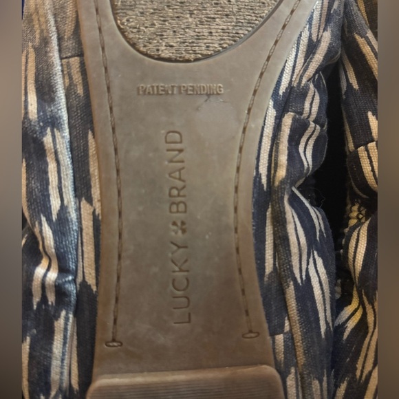 Lucky Brand Women's Navy and Cream Ballet Slip-ons - Picture 8 of 12